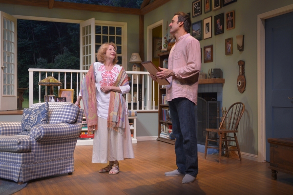 Photo Flash: First Look at THE COUNTRY HOUSE at TheatreWorks Image