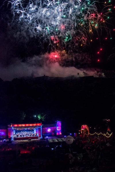 Photo Flash: 2015 Virgin Money Fireworks Concert Closes Edinburgh's Summer Festival  Image