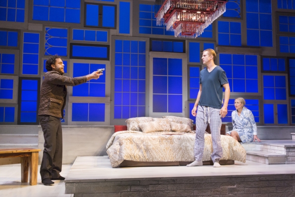 Photo Flash: First Look at LAUGH IT UP, STARE IT DOWN Off-Broadway Image