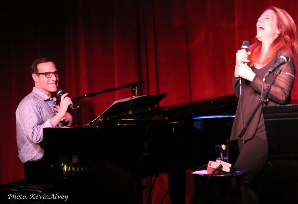 Photo Flash: Victoria Shaw Goes UNDER THE COVERS at Birdland Image