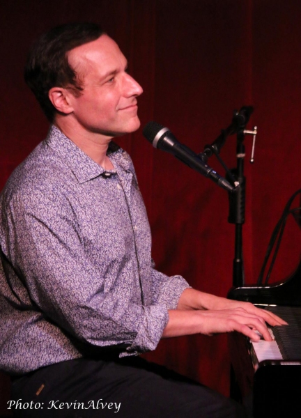Photo Flash: Victoria Shaw Goes UNDER THE COVERS at Birdland Image