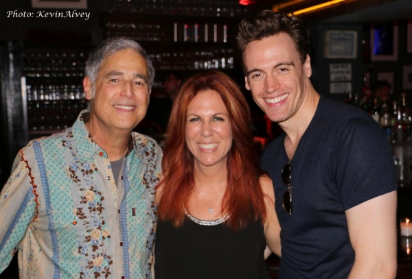 Photo Flash: Victoria Shaw Goes UNDER THE COVERS at Birdland Image