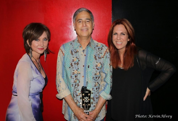 Photo Flash: Victoria Shaw Goes UNDER THE COVERS at Birdland Image
