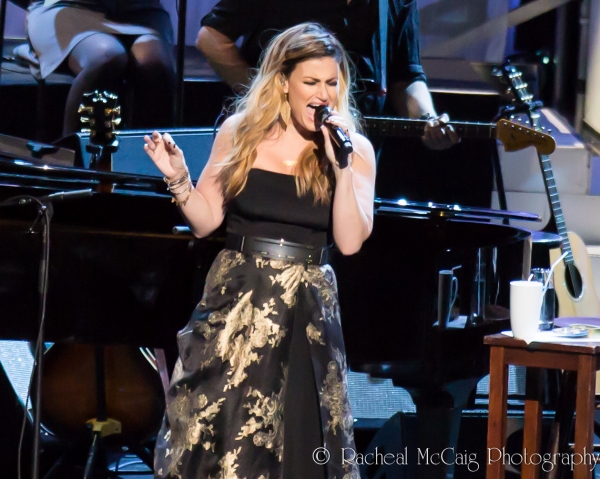 Photo Exclusive: Inside Idina Menzel's World Tour Concert in Toronto Image