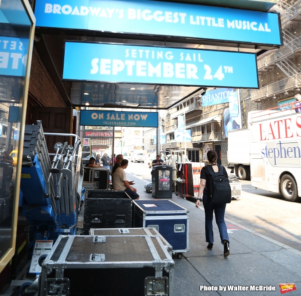 Photo Coverage: DAMES AT SEA Loads into the Helen Hayes Theatre Photo Coverage: DAMES AT SEA Loads into the Helen Hayes Theatre Image
