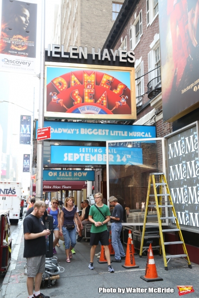 'Dames at Sea' The Musical loads into the Helen Hayes Theatre Photo