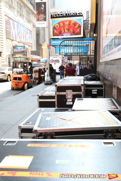 Photo Coverage: DAMES AT SEA Loads into the Helen Hayes Theatre Photo Coverage: DAMES AT SEA Loads into the Helen Hayes Theatre Image