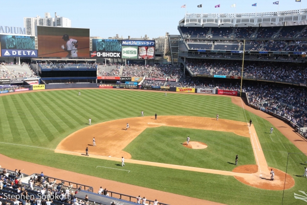 Photo Coverage: GENTLEMAN'S GUIDE's Bryce Pinkham Watches the Yankees Murder the Orioles Image
