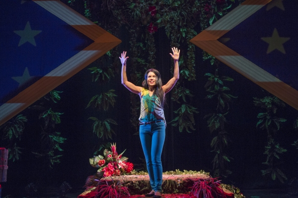 Photo Flash: First Look at Debra Ehrhardt in JAMAICA FAREWELL at the Royal George Theatre 