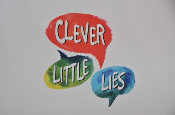 Photo Coverage: Marlo Thomas & CLEVER LITTLE LIES Company Meets The Press Image
