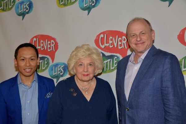 Photo Coverage: Marlo Thomas & CLEVER LITTLE LIES Company Meets The Press Image