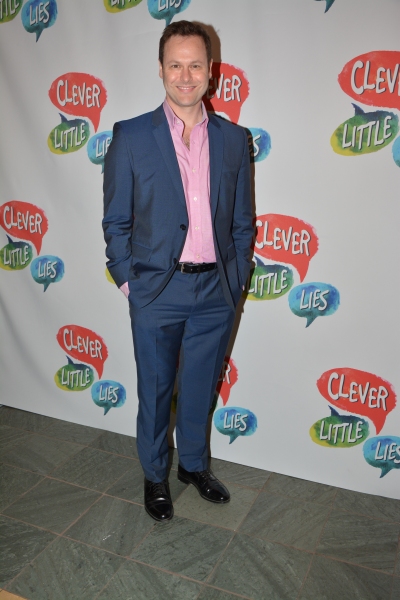 Photo Coverage: Marlo Thomas & CLEVER LITTLE LIES Company Meets The Press Image