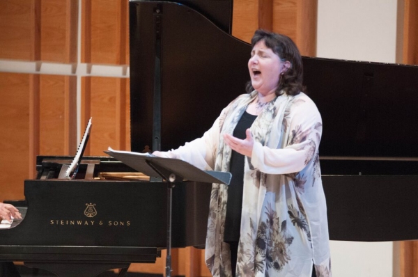 Photo Flash: Tony Arnold, Dawn Upshaw and Lucy Shelton Open 2015 Resonant Bodies Festival Image