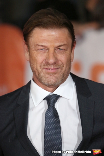 Photo Coverage: Matt Damon, Jessica Chastain & More Walk the Red Carpet for THE MARTIAN at TIFF Image