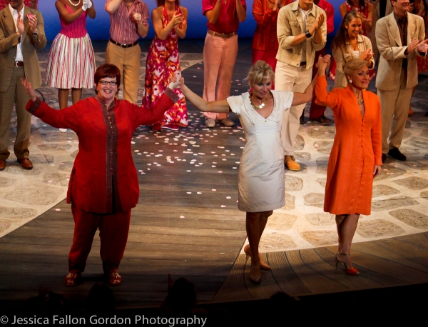 Photo Coverage: Cast of MAMMA MIA! Takes Final Bows on Broadway! Image