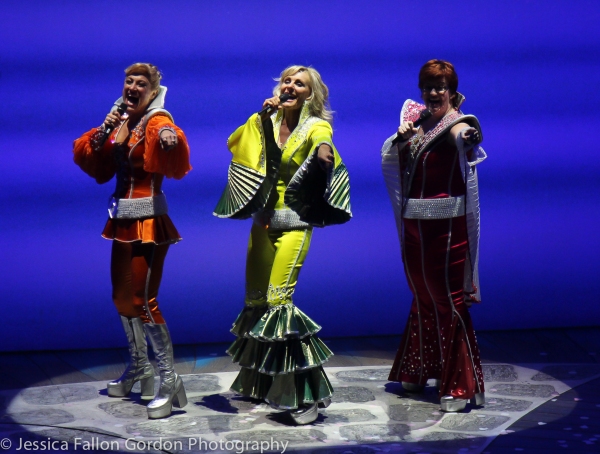 Photo Coverage: Cast of MAMMA MIA! Takes Final Bows on Broadway! Image