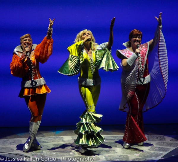 Photo Coverage: Cast of MAMMA MIA! Takes Final Bows on Broadway! Image