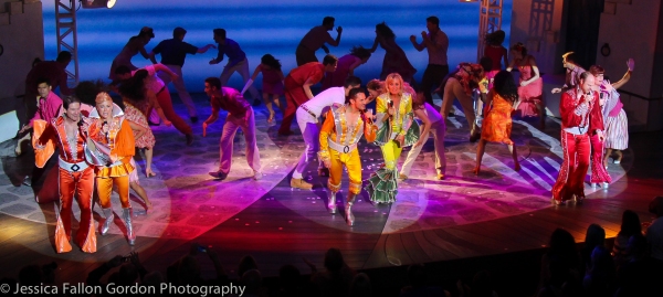 Photo Coverage: Cast of MAMMA MIA! Takes Final Bows on Broadway! Image