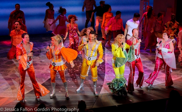 Photo Coverage: Cast of MAMMA MIA! Takes Final Bows on Broadway! Image