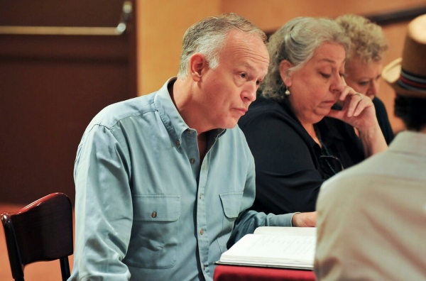 Photo Flash: In Rehearsal for Roundabout's THE HUMANS, Starring Reed Birney & Jayne Houdyshell Image
