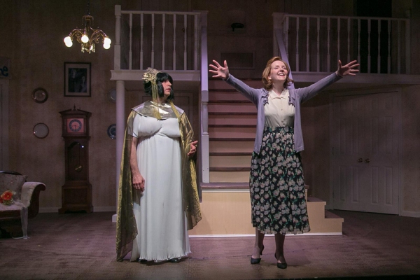Photo Flash: First Look at LEADING LADIES at TheatreWorks New Milford Image