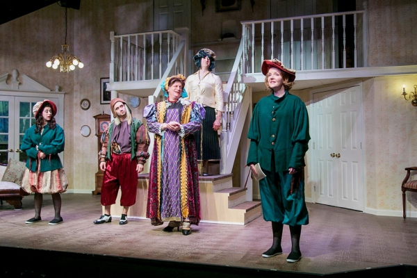 Photo Flash: First Look at LEADING LADIES at TheatreWorks New Milford Image