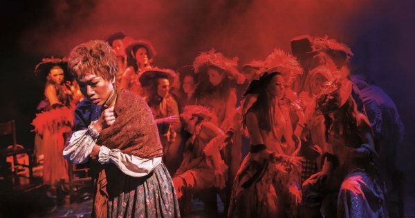Photo Flash: Prior to Asia Tour, Rachelle Ann Go Plays Fantine in London Image