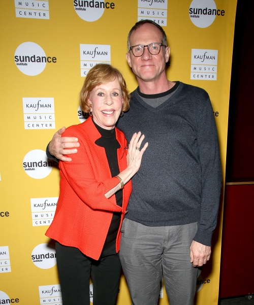 Photo Flash: Carol Burnett and Company Bring HOLLYWOOD ARMS Back to the Stage Image