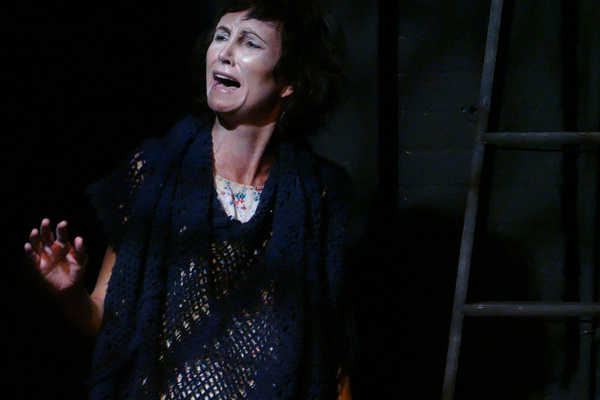 Photo Flash: First Look at BETWEEN PRETTY PLACES at 13th Street Rep Image