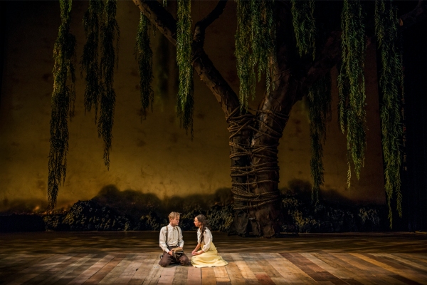 Photo Flash: First Look at John Steinbeck's EAST OF EDEN at Steppenwolf 