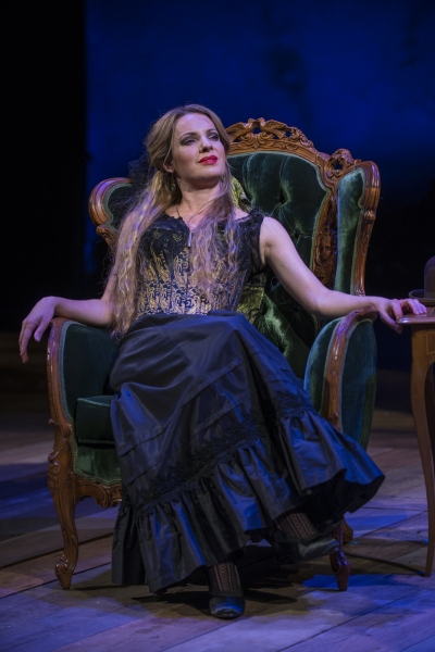 Photo Flash: First Look at John Steinbeck's EAST OF EDEN at Steppenwolf Image