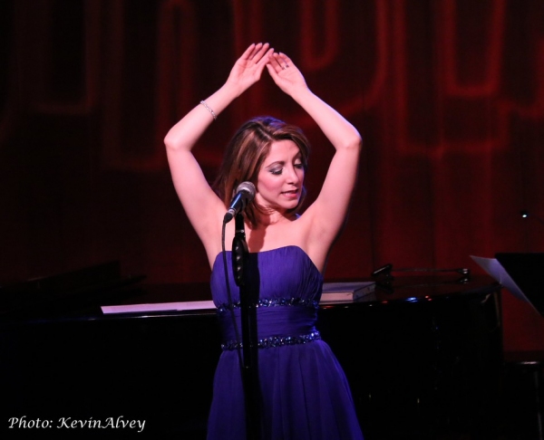 Photo Flash: Christina Bianco Brings PARTY OF ONE to Birdland  Image
