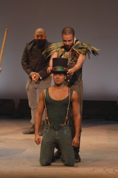 Photo Flash: First Look at Virginia Stage Company's PETER AND THE STARCATCHER Image