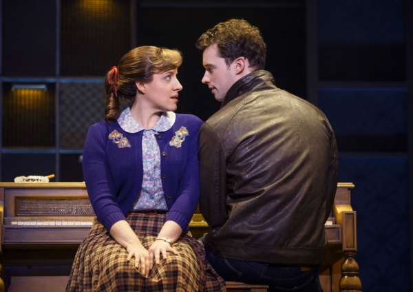Photo Flash: First Look at Abby Mueller, Liam Tobin, Becky Gulsvig and More in BEAUTIFUL: THE CAROLE KING MUSICAL Tour Image
