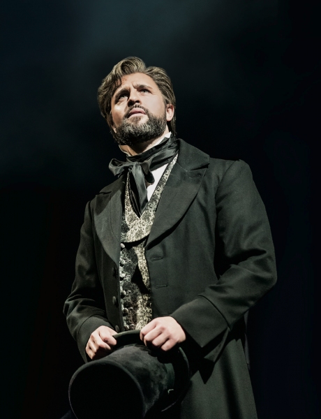 Photo Flash: First Look at Peter Lockyer, Rachelle Ann Go & More in West End's LES MISERABLES Image