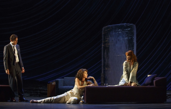 Photo Flash: First Look at Clive Owen, Eve Best & Kelly Reilly in OLD TIMES on Broadway Image