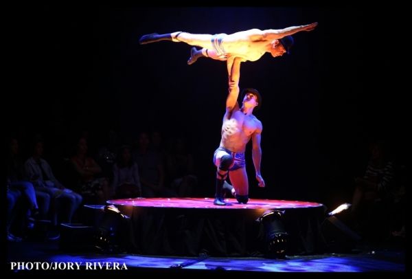 Photo Exclusive: First Look at Olivier Award Winner LA SOIREE in Manila Image