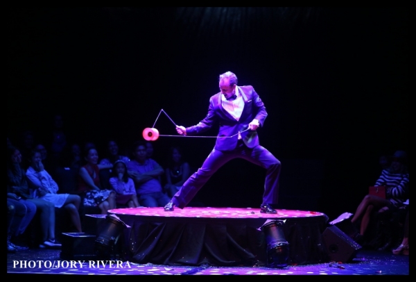 Photo Exclusive: First Look at Olivier Award Winner LA SOIREE in Manila Image