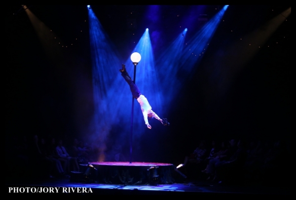 Photo Exclusive: First Look at Olivier Award Winner LA SOIREE in Manila Image