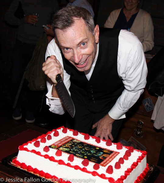Photo Coverage: Arnie Burton Takes 1000th and Final Bow in 39 STEPS Image
