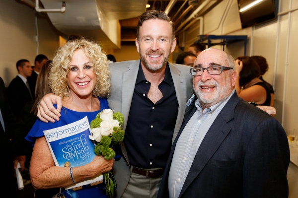 Photo Flash: THE SOUND OF MUSIC National Tour Celebrates Opening Night in Los Angeles; Curtain Call! Image