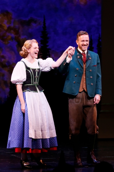 Photo Flash: THE SOUND OF MUSIC National Tour Celebrates Opening Night in Los Angeles; Curtain Call! Image