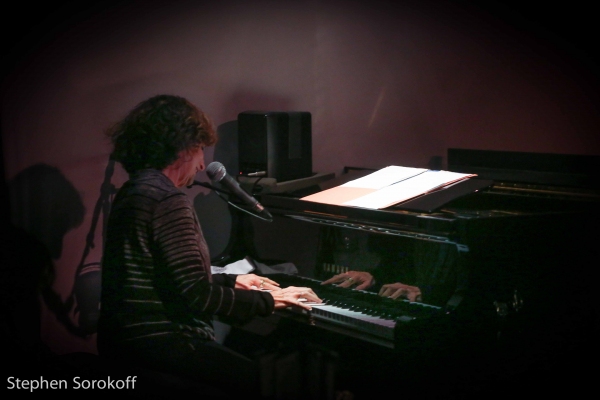 Photo Coverage: Michele Brourman Brings LOVE & LET LOVE to the Metropolitan Room Image