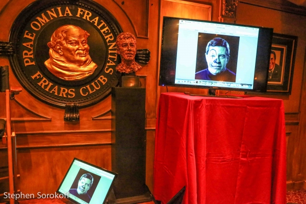 Photo Coverage: Jerry Lewis Brings His Act Home to the Friars Club Image