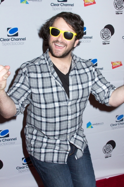 Photo Coverage: Justin Guarini, Deborah Cox, Alex Brightman, and Tony Vincent Rock Out at CELEBRITY KARAOKE! Image