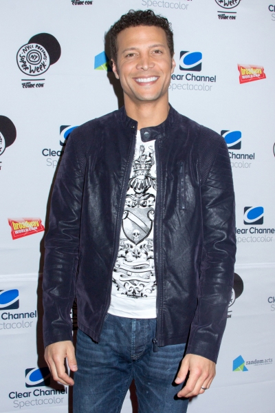 Photo Coverage: Justin Guarini, Deborah Cox, Alex Brightman, and Tony Vincent Rock Out at CELEBRITY KARAOKE! Image