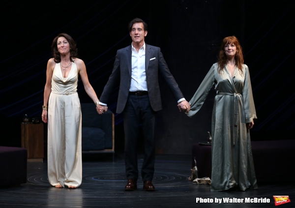 Eve Best, Clive Owen and Kelly Reilly  Photo