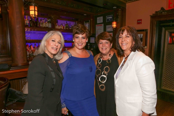 Photo Coverage: Lisa Howard Makes Solo Debut at Feinstein's/54 Below! Image