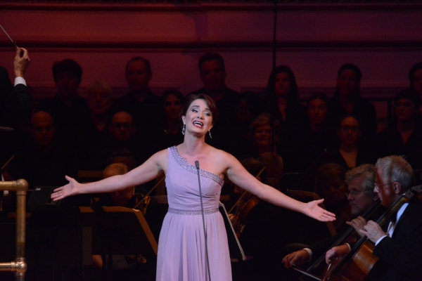 Photo Coverage: Sierra Boggess and Julian Ovenden Join The New York Pops for MY FAVORITE THINGS  Image