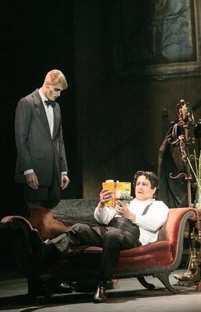 Photo Flash: First Look at Bronson Pinchot, Rachel York and More in 3-D Theatricals' THE ADDAMS FAMILY Image